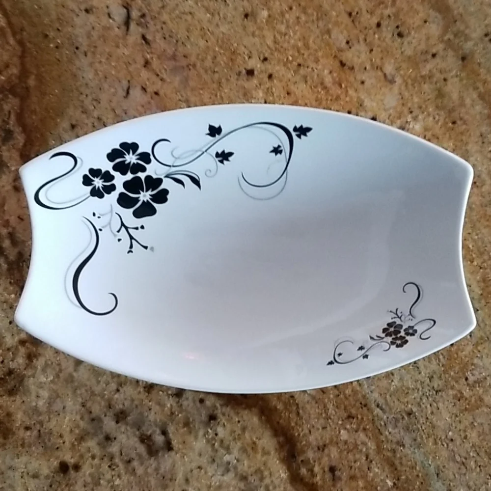 D'Lusso Home Collection deep oval platter